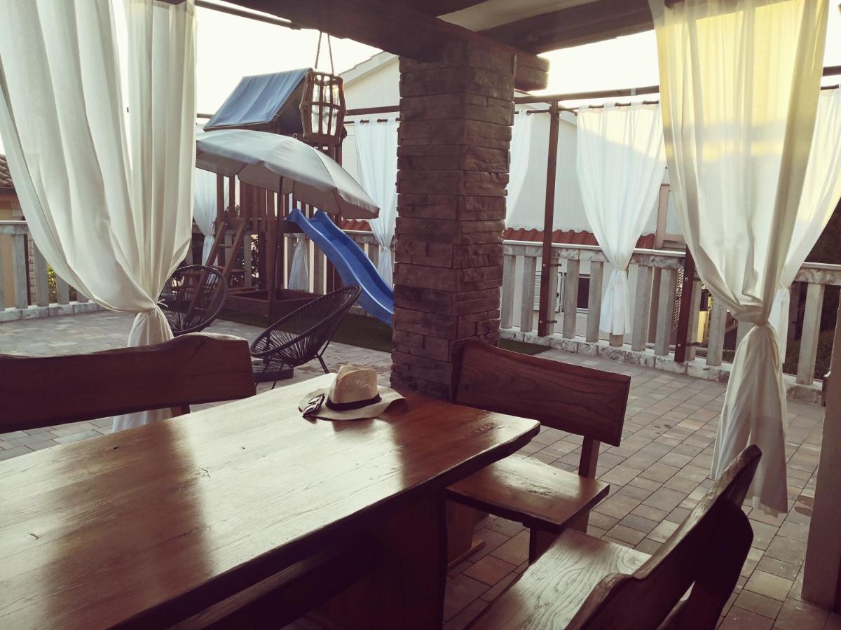 Vila Marija Kampor Esterno foto